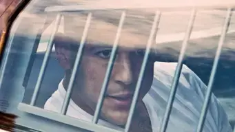 images/2023/series/Aaron_Hernandez_compressed_images/1_Aaron_Hernandez.webp